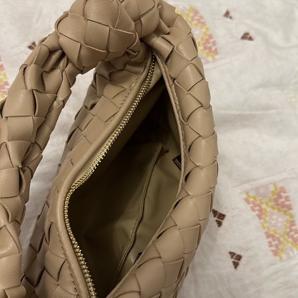 Beige quilted leather bag - Picture 3 of 3